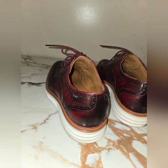 TAFT Mens Shoes, Size 10, Rtls For $345.00 Asking $150.00 - Picture 4 of 11